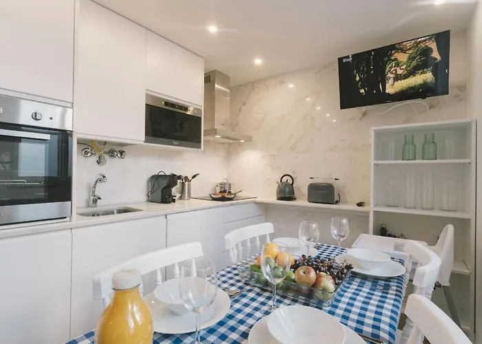 61 - Lusiadas Ii Apartment *