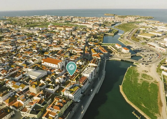 Apartment 61 - Lusiadas Ii