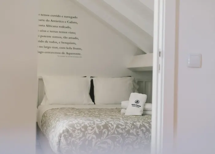 Apartment 61 - Lusiadas Ii